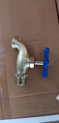 OEM directamente de la fábrica Yuhuan zinc y latón bajo precio bibcock