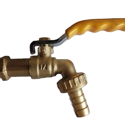 China proveedor de bajo precio de latón bibcock grifo de agua calidad del grifo de agua