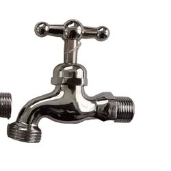 China proveedor de bajo precio de latón bibcock grifo de agua grifo de agua