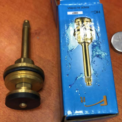 China proveedor de bajo precio de latón bibcock grifo de agua grifo de agua de baño