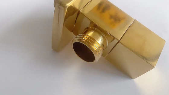 Válvula de ángulo de cobre amarillo de la agua fría de OBM