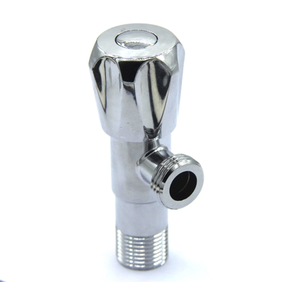 Válvula de ángulo triangular de núcleo de cobre de acero inoxidable 304 para la cocina del baño